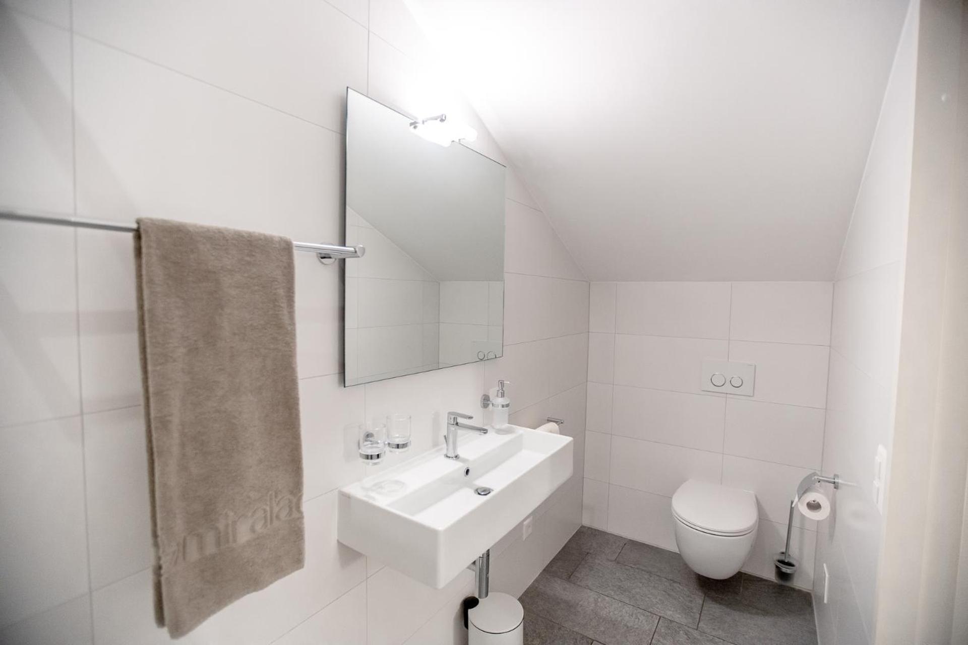 Miralago Locarno Easy Rooms Muralto 객실 사진