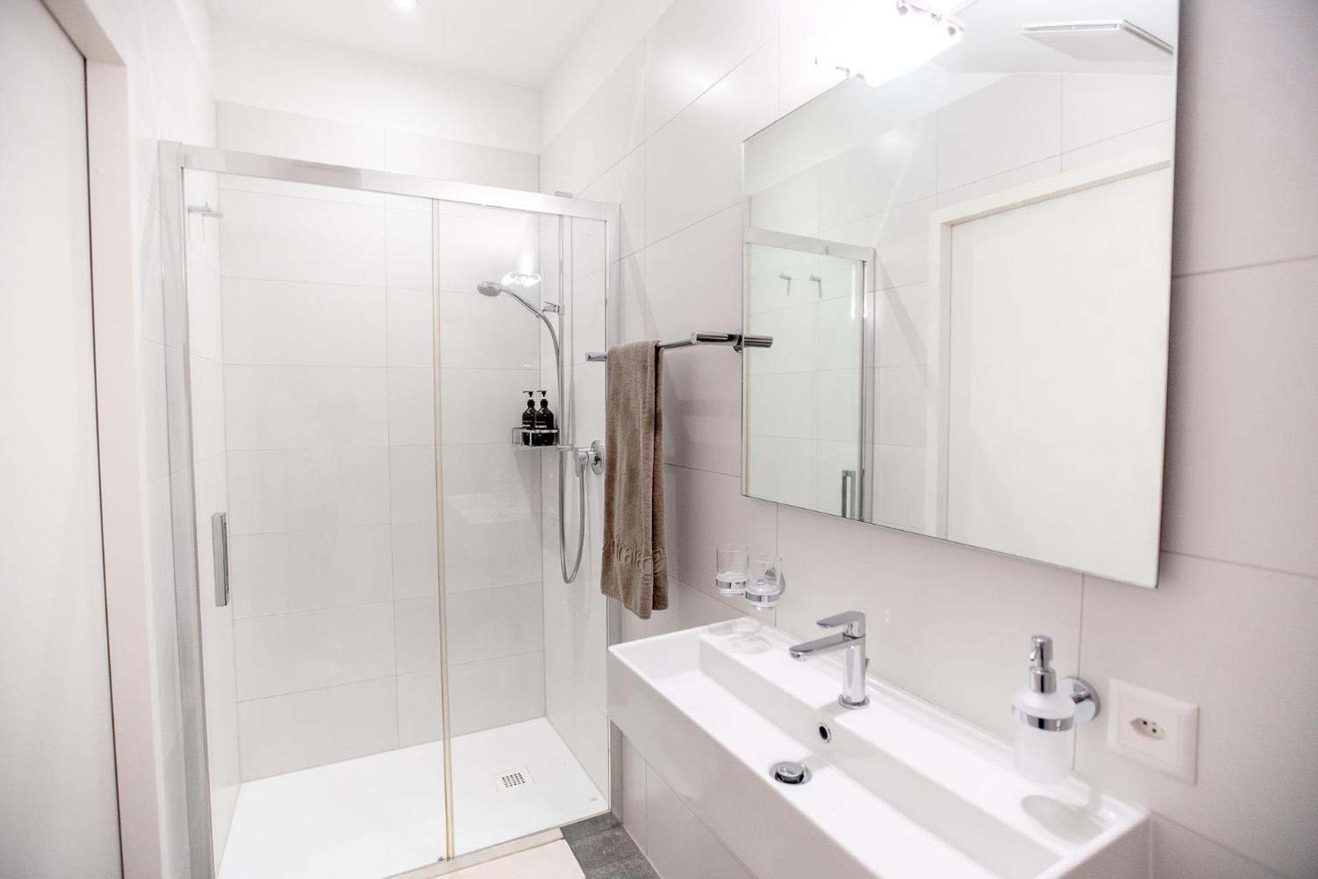 Miralago Locarno Easy Rooms Muralto 객실 사진